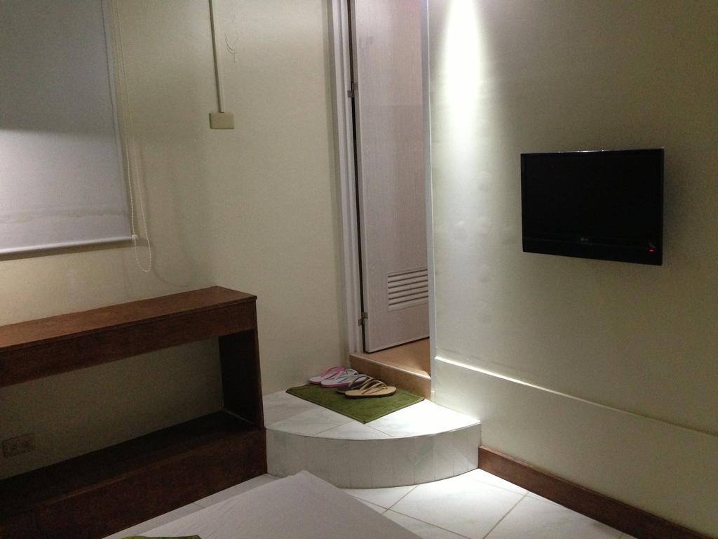 Qm Pension House Tagbilaran Quarto foto