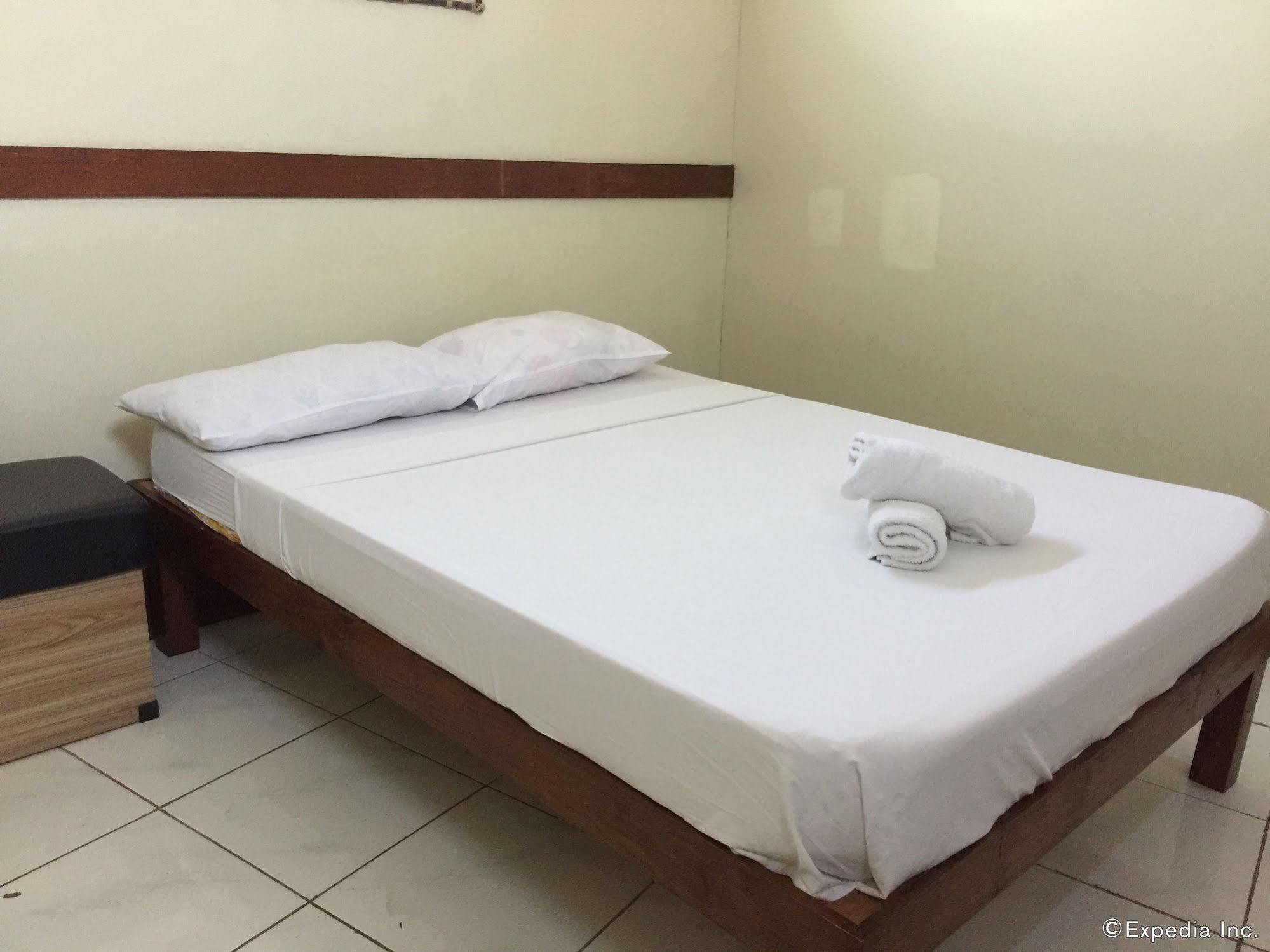 Qm Pension House Tagbilaran Exterior foto